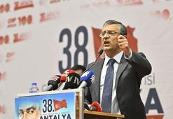 Özgür Özel: Vefalı bir değişim öngörüyorum