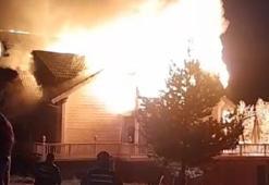 Kütük Ev, şömineden sıçrayan kıvılcımla yandı