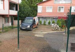 Ümraniye'de çit tartışması kavgaya dönüştü: 2 yaralı