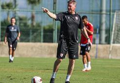 Samsunspor’un yeni teknik direktörü Gisdol: Hedefimiz ligde kalmak