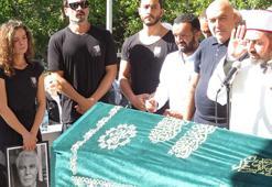 Oyuncu Özge Özpirinçci'nin acı günü