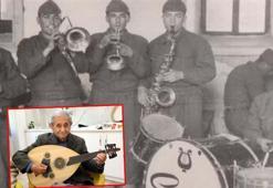 91 yaşındaki şair ve bestekar, yaşlılar korosunda