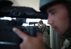 MSB: Yunanistan sınırında 4'ü FETÖ mensubu 5 kişi yakalandı