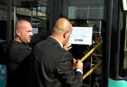 Özel halk otobüsçülerinden araçlara 'ücretsiz yolcu taşımayacağız' yazısı