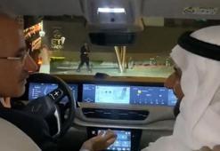 Bakan Uraloğlu, Suudi Arabistan Hac ve Umre Bakanı er-Rabia'yı TOGG ile karşıladı