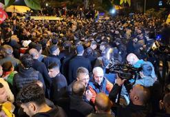 İsrail'in hastaneye yaptığı saldırı birçok ilde protesto edildi