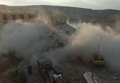 'Ucube’ otel 23 saniyede yıkıldı