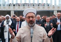 Erbaş, Filistin'deki saldırılarda ölenler için gıyabi cenaze namazı kıldırdı