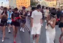 İstiklal Caddesi'nde sahte dolar dağıtanlar hakim karşısına çıktı