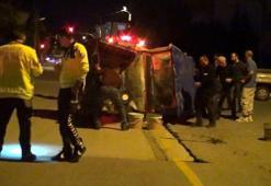 Tarım aracı devrildi: 8 yaralı