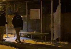 Otobüs durağında tartıştığı arkadaşlarına pompalı ile ateş açtı: 3 yaralı