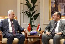 Bakan Bolat, Mısırlı mevkidaşıyla bir araya geldi