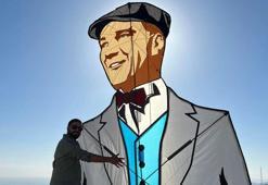 Uçurtma ustası, Atatürk posterli uçurtmasını Cumhuriyetin 100’üncü yılı için uçurdu