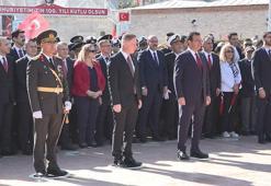 29 Ekim Cumhuriyet Bayramı öncesi Taksim'de tören düzenlendi