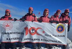 JAK ekiplerinden Cumhuriyet'in 100'üncü yılı için zirve tırmanışı