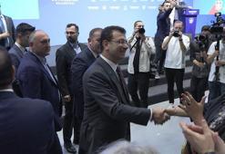 İmamoğlu muhtarlara seslendi: Muhtarlığı hak ettiği seviyeye taşıyacak kişiler bizler olacağız