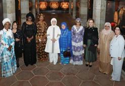 Emine Erdoğan, devlet başkanları eşleriyle Topkapı Sarayı'nı gezdi