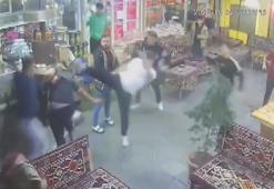 Arnavutköy'de kafeyi savaş alanına çevirdiler: 2 yaralı