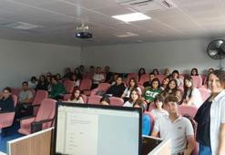 Sınav kaygısı yaşayan öğrenciler için gönüllü psikolojik destek veriyor