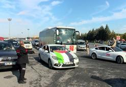 İHH konvoylarla İncirlik Üssüne doğru yola çıktı