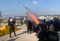 İncirlik Hava Üssü'ne girmeye çalışan protestoculara polis müdahalesi