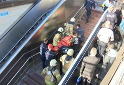 4.Levent metro istasyonunda intihar girişimi: Seferler iptal oldu, ulaşım kilitlendi