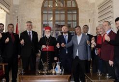 Kadir Canpolat’tan Deyrulzafaran Manastırı Metropoliti Filoksions Saliba Özmen'e ziyaret