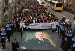 Beşiktaş'ta Atatürk'e 'Saygı Yürüyüşü' yapıldı