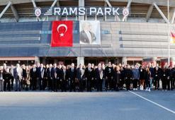 Galatasaray'da Atatürk için anma töreni düzenlendi