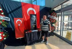 Alman turistin 'Atatürk' saygısı