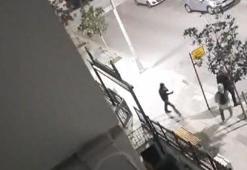 Büyükçekmece'de elindeki pala ile yoldan geçenlere saldırdı