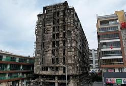 Bursa'da yanan iş merkezi, dron ile görüntülendi