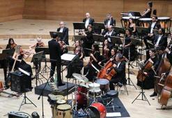 Türkiye'nin 100'üncü yılı için hazırlanan eser, Ankara'da seslendirildi