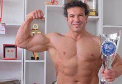 Çizgi film karakteri 'He-Man'den etkilenip, dünya şampiyonu oldu