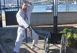 Para karatede 'yılın en iyi sporcusu' seçildi, hedef büyüttü