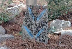 Mersin'deki asırlık mezarlara koruma talebi