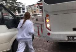 Banu Parlak serbest kaldı, adliyeden koşarak uzaklaştı