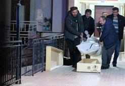 Haber alınamayan kadın evinde dünyaya getirdiği bebeğiyle ölü bulundu