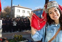 Şehit öğretmen Şenay Aybüke Yalçın, mezarı başında anıldı