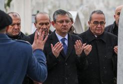 Özel, İzzetbegoviç’in anıt mezarını ziyaret etti