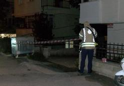 Maltepe’de inşaatın temelinde toprak kaydı, yanındaki 5 katlı bina boşaltıldı