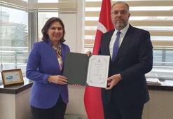 MSÜ Rektörü Afyoncu, 'Ekonomik İşbirliği Teşkilatı' tarafından ödüle layık görüldü