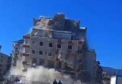 Gaziantep’te ağır hasarlı 7 katlı bina, yıkım sırasında çöktü