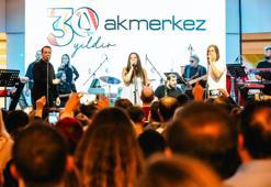 Akmerkez, 30’uncu yılını İzel-Çelik-Ercan konseriyle kutladı
