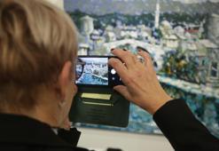 Ressam Reşit İsmet’in, 'Mavilik İçinde Dünya' adlı sergisi Zagreb’de açıldı