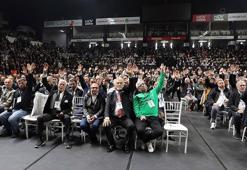 Ahmet Nur Çebi'nin dönemleri idari ve mali açıdan oy çokluğuyla ibra edildi