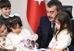 Bakan Tekin, Erzurum'dan gelen özel eğitim ve anaokulu öğrencileriyle bir araya geldi