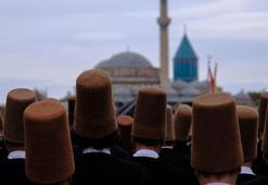Mevlana'yı anma törenleri 'Vuslat Vakti' yürüyüşüyle başladı
