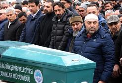 Altaylı futbolcu İbrahim Öztürk'ün annesi son yolculuğuna uğurlandı