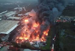 Lojistik firmasının deposunda yangın kontrol altında